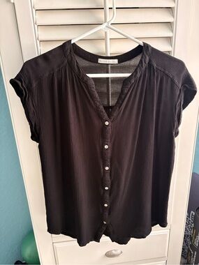 Black Button-Front Cap Sleeve Top